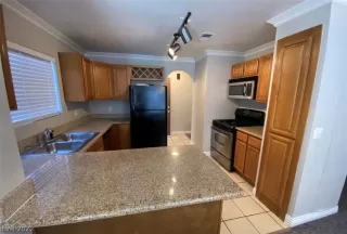 Photo #3: 2457372 Listing 