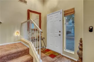 Photo #2: 2457386 Listing