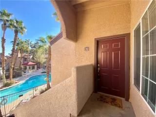 Photo #1: 2457402 Listing 