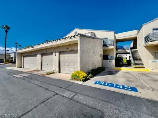 Photo #1: 2457422 Listing 