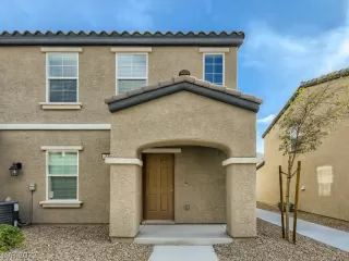 Photo #1: 2457425 Listing 