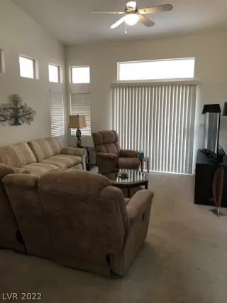 Photo #2: 2457436 Listing