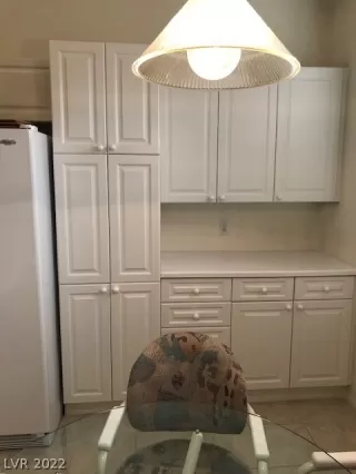 Photo #5: 2457436 Listing