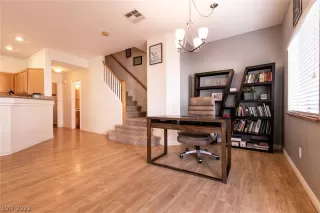 Photo #5: 2457469 Listing 