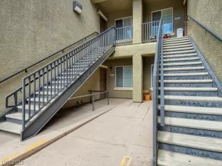 Photo #1: 2457470 Listing