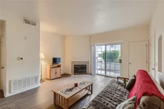 Photo #1: 2457491 Listing