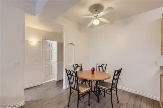 Photo #2: 2457491 Listing