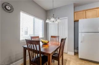 Photo #3: 2457501 Listing