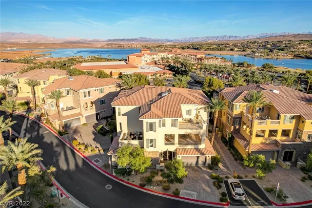 MLS: 2457519 Condo For Sale