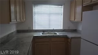 Photo #4: 2457531 Listing 