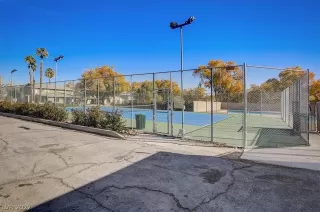 Photo #3: 2457640 Listing 