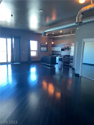 Photo #2: 2457656 Listing 