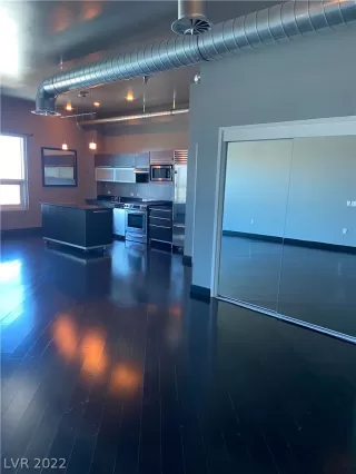 Photo #3: 2457656 Listing 