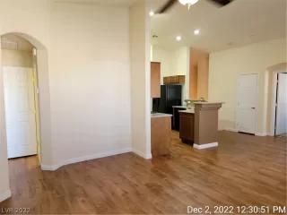 Photo #5: 2457727 Listing 