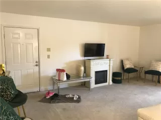 Photo #3: 2457748 Listing 