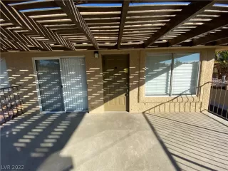 Photo #1: 2457800 Listing 