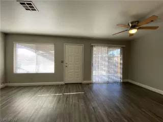 Photo #2: 2457800 Listing 