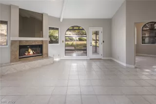 Photo #1: 2457802 Listing 