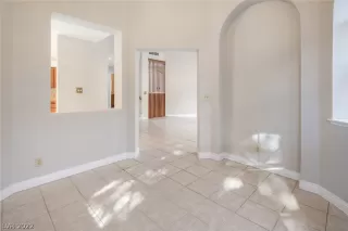 Photo #6: 2457802 Listing 