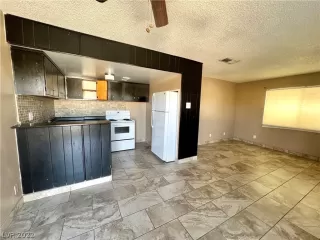 Photo #1: 2457824 Listing