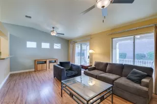 Photo #3: 2457846 Listing 