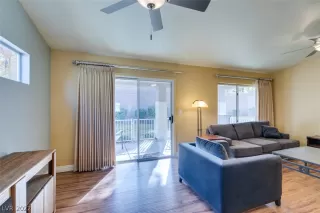 Photo #6: 2457846 Listing 