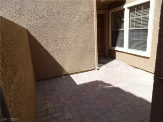 Photo #2: 2457867 Listing 