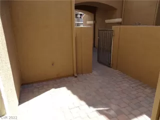 Photo #3: 2457867 Listing 