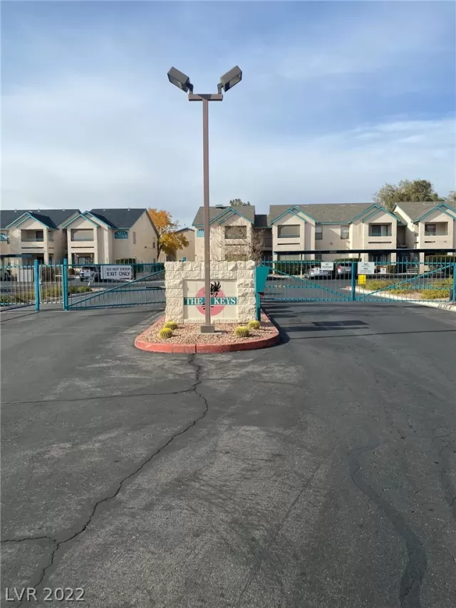 MLS: 2457891 Condo For Sale