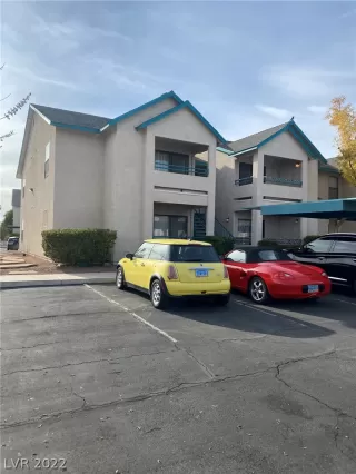 Photo #2: 2457891 Listing 