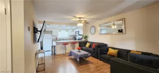 Photo #2: 2457917 Listing 