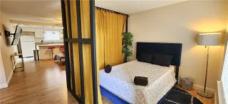 Photo #4: 2457917 Listing 