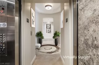 Photo #2: 2457971 Listing