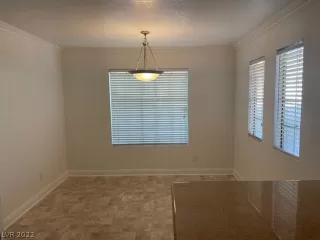 Photo #5: 2458014 Listing 