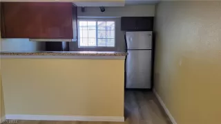 Photo #1: 2458062 Listing