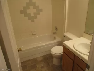 Photo #4: 2458074 Listing 