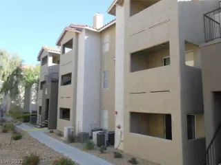 Photo #1: 2458095 Listing 