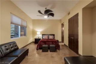 Photo #5: 2458116 Listing 