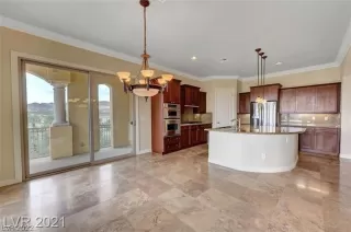 Photo #1: 2458145 Listing 