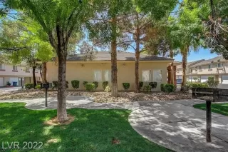 Photo #5: 2458178 Listing 
