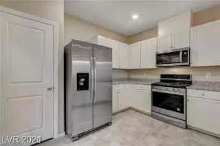 Photo #3: 2458184 Listing 