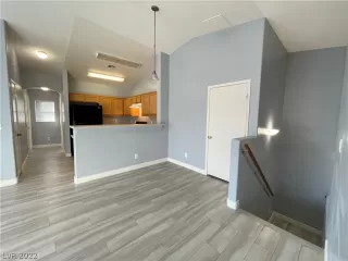 Photo #6: 2458194 Listing 