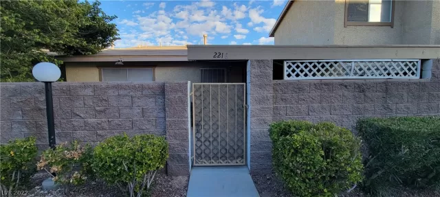 MLS: 2458212 Condo For Sale
