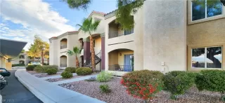 Photo #2: 2458287 Listing