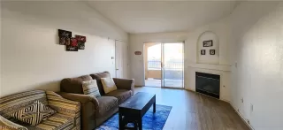 Photo #5: 2458287 Listing