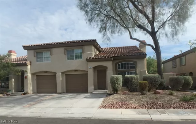 MLS: 2458288 Condo For Sale