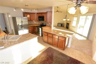 Photo #4: 2458297 Listing 