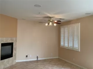 Photo #2: 2458319 Listing 