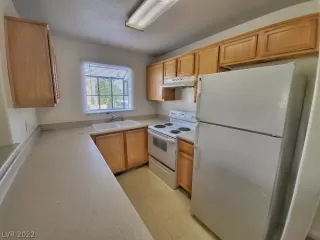 Photo #3: 2458336 Listing 