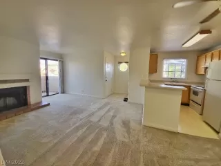 Photo #4: 2458336 Listing 